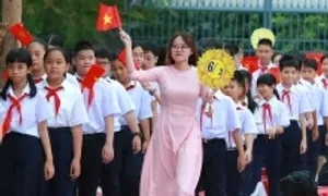 Dạy 2 buổi mỗi ngày miễn phí từ năm học tới Dạy 2 buổi mỗi ngày miễn phí từ năm học tới