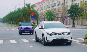 Thực hư đi ôtô điện dễ bị say xe