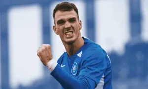 Tiền đạo Serbia xếp trên Haaland, Mbappe ở cuộc đua Giày Vàng